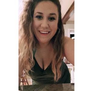 Meet your Posher, Chloe